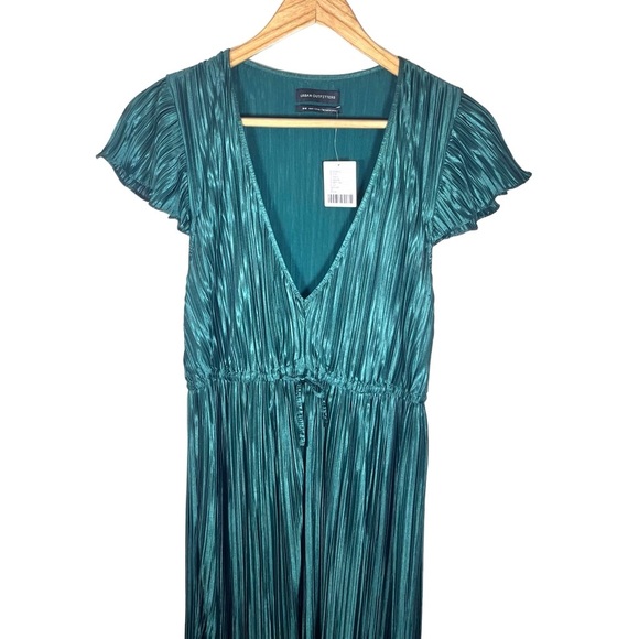 Wicked NWT UO Miranda Metallic Pleated Emerald Green Midi Dress Size Medium - Picture 8 of 12
